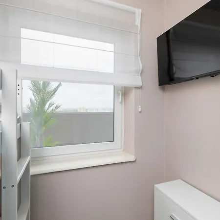Family With 2 Bedrooms And Balcony Near The Port By Renters * Kołobrzeg